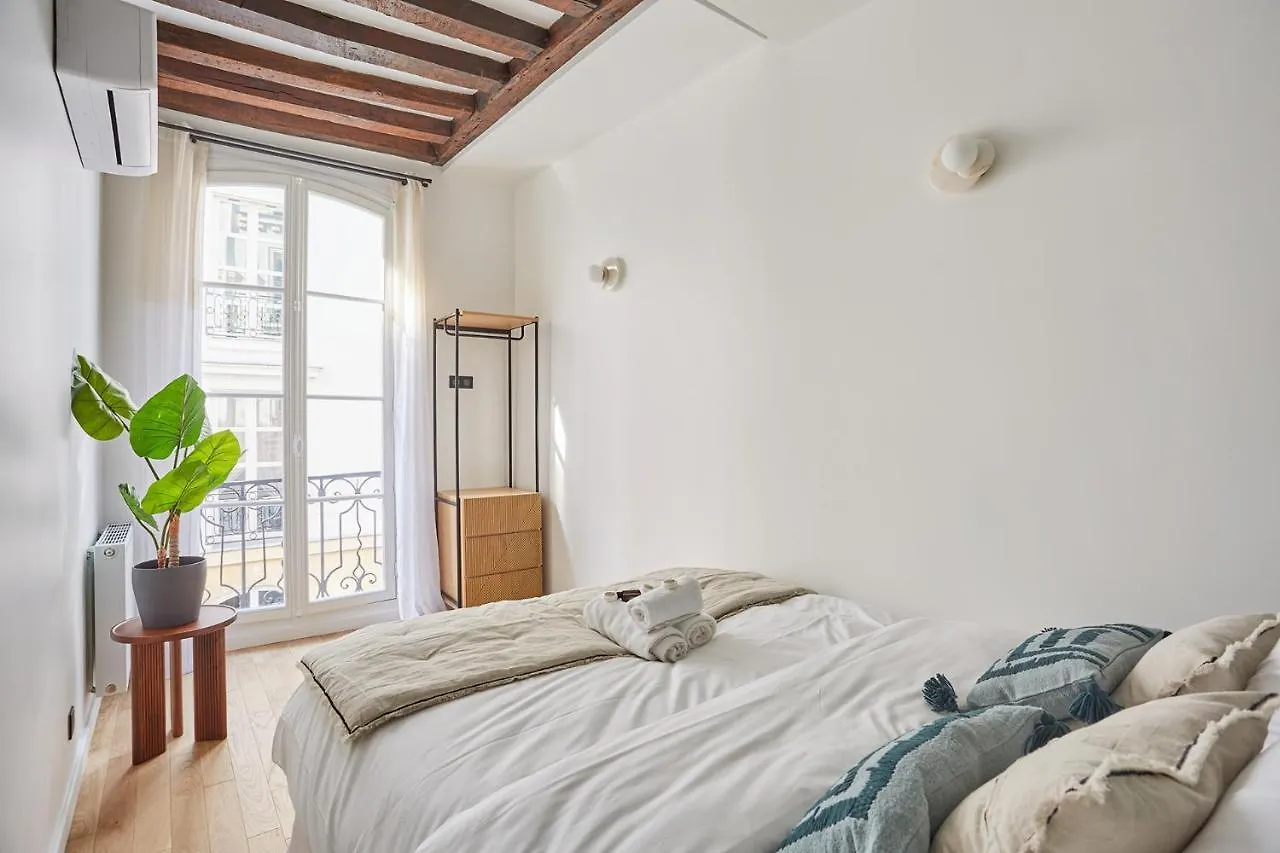 Residence Center Of Paris By Studio Prestige